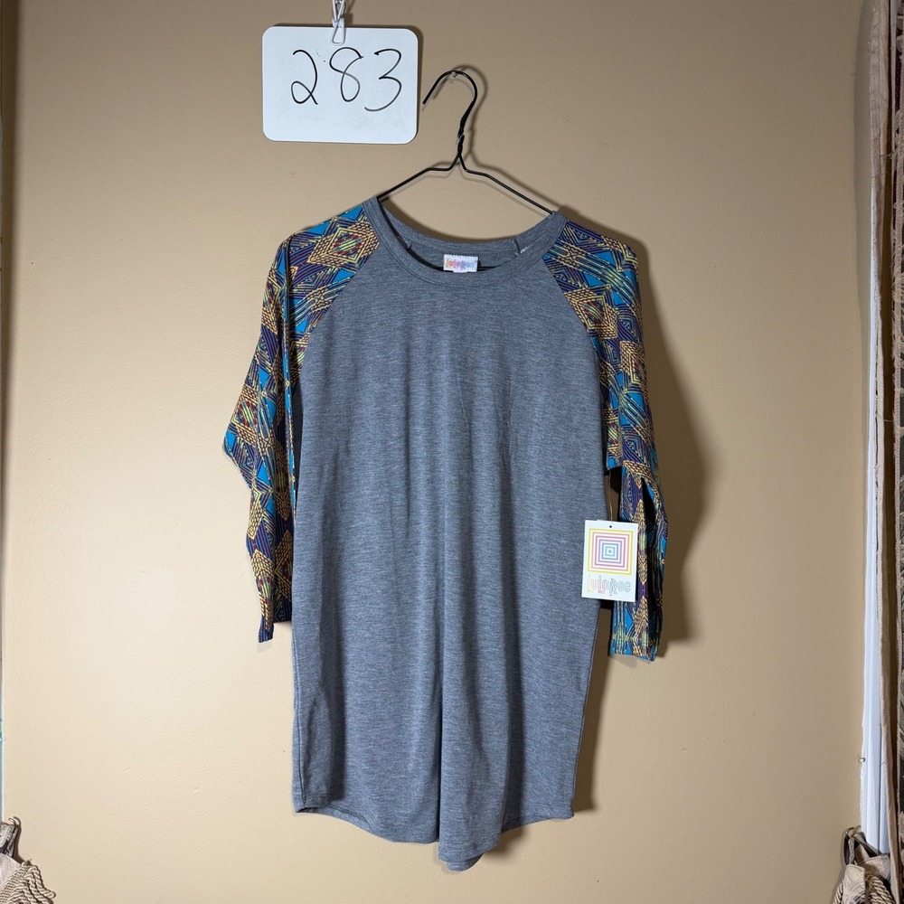 LuLaRoe Randy Baseball Tee Gray Geometric Tribal Print 3/4 Sleeve Shirt Medium